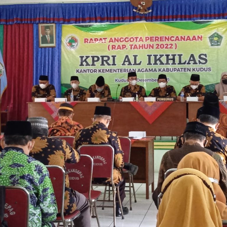 Menjadi Anggota Koperasi Tidak Hanya Dibutuhkan Orang Yang Pinter Saja