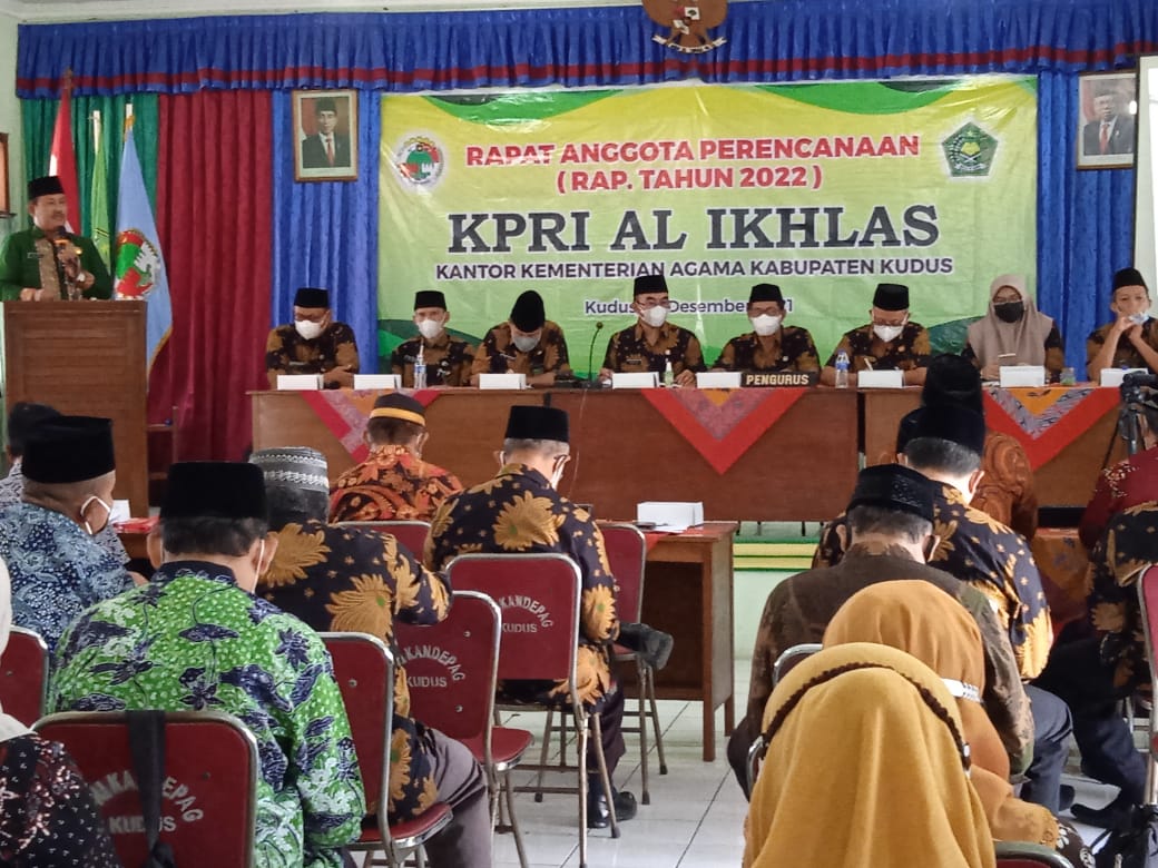Menjadi Anggota Koperasi Tidak Hanya Dibutuhkan Orang Yang Pinter Saja