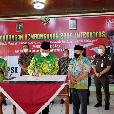 Wujudkan WBK-WBBM, Kankemenag Kab. Wonosobo Canangkan Pembangunan ZI
