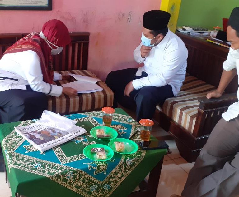 Pengawas Madrasah Berikan Sosialisasi PKG dan PKKM