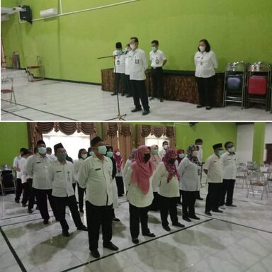 Hujan, ASN Kemenag Kota Semarang Tetap Gelar Apel