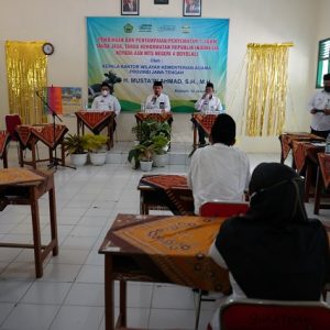 Ka Kanwil Kementeian Agama Provinsi Jawa Tengah, Mustain Ahmad memberikan pembinaan kepada ASN MTsN 4 Boyolali pada senin (10/01)