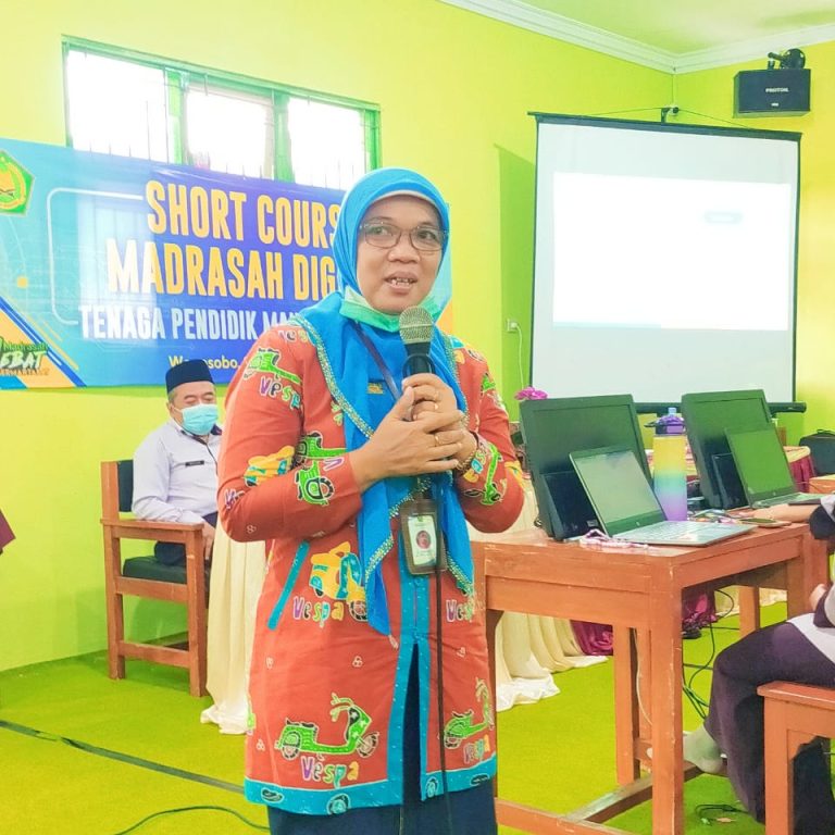 Gandeng Widyaiswara Guru MAN 1 Wonosobo Sinergi Dalam Short Course Madrasah Digital
