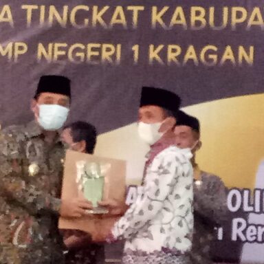 MTsN 4 Rembang Raih Penghargaan Adiwiyata