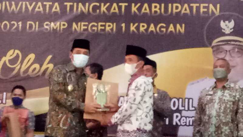 MTsN 4 Rembang Raih Penghargaan Adiwiyata