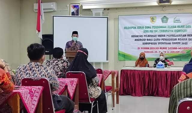 H. Anif: Guru Pendidikan Agama Harus Menghargai Budaya Kearifan Lokal