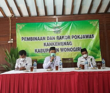 Dihadapan Para Pengawas Pendidikan Agama, Anif Ingatkan Transformasi Digital