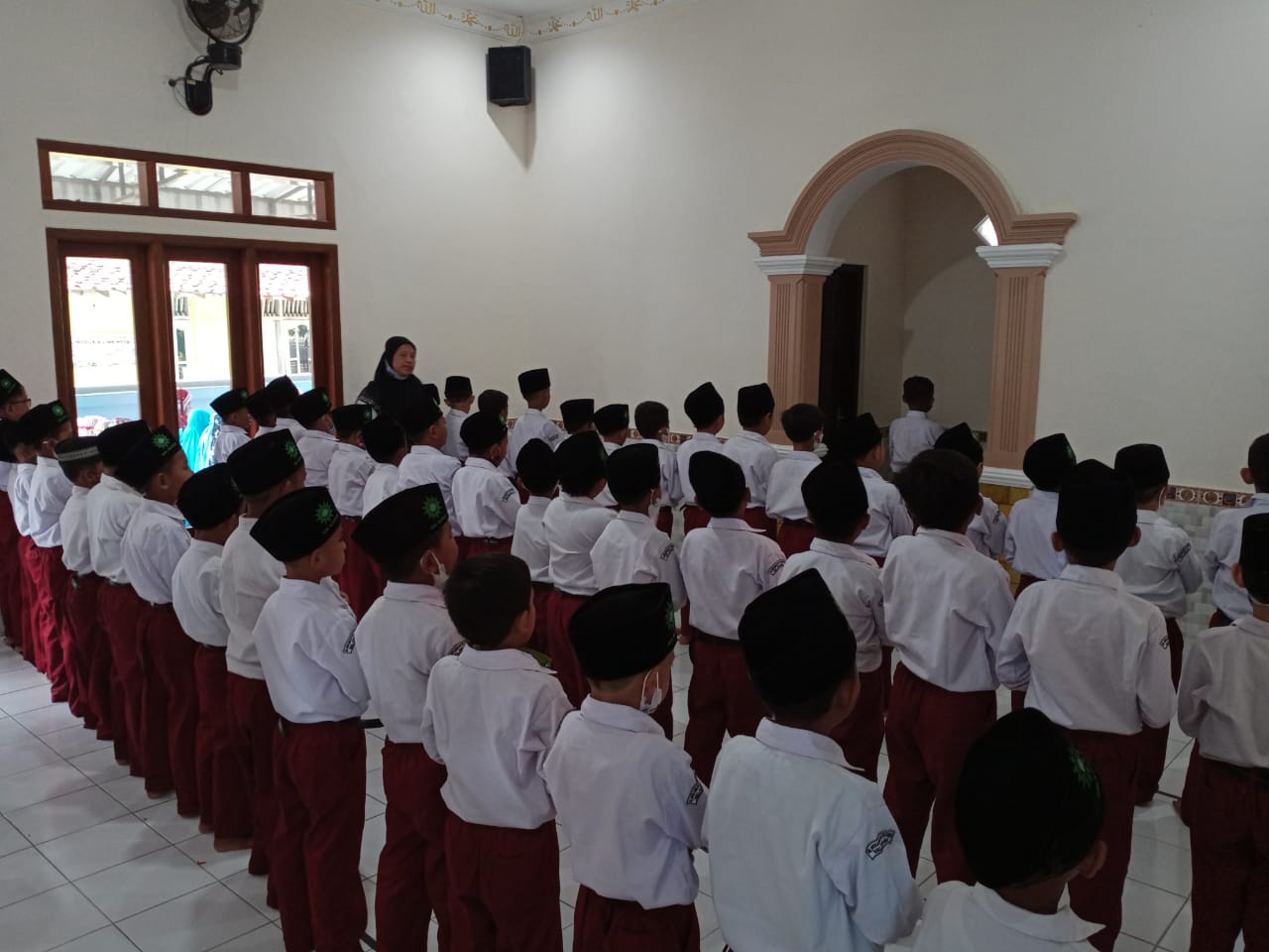 Pembiasaan Sholat Dhuha di MIM Kauman Wiradesa