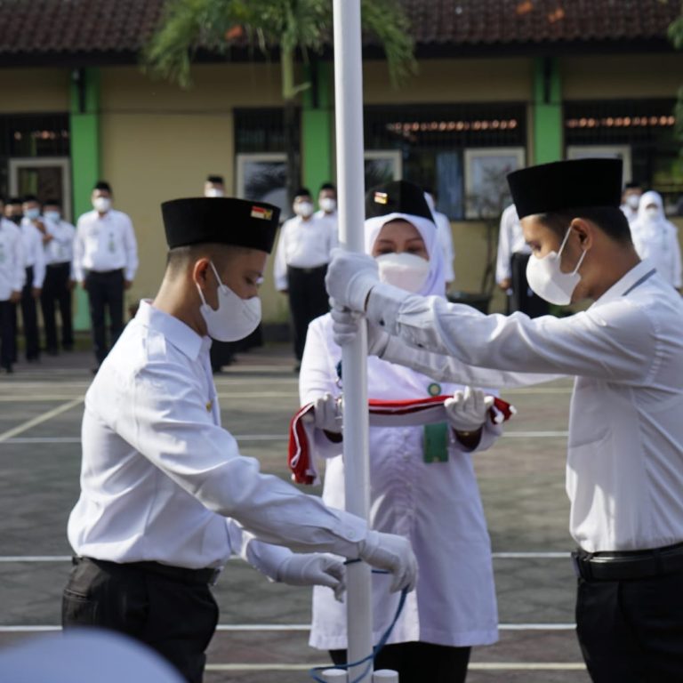 ASN MAN Pekalongan Prima Dalam Bertugas