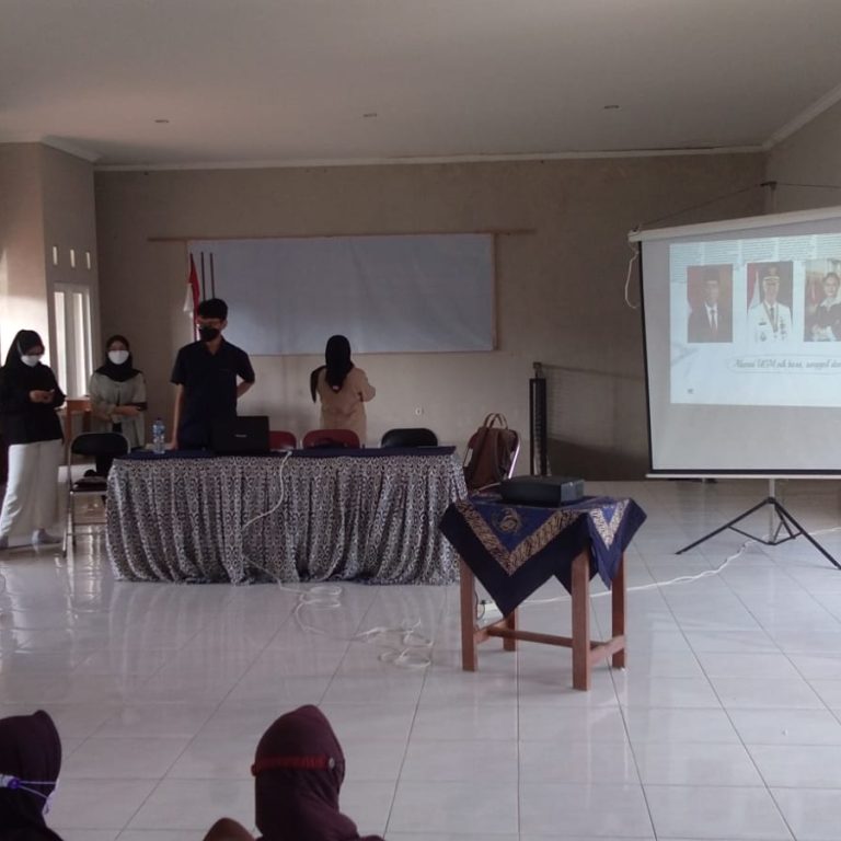 Sosialisasi Perguruan Tinggi UGM-UNIKAL