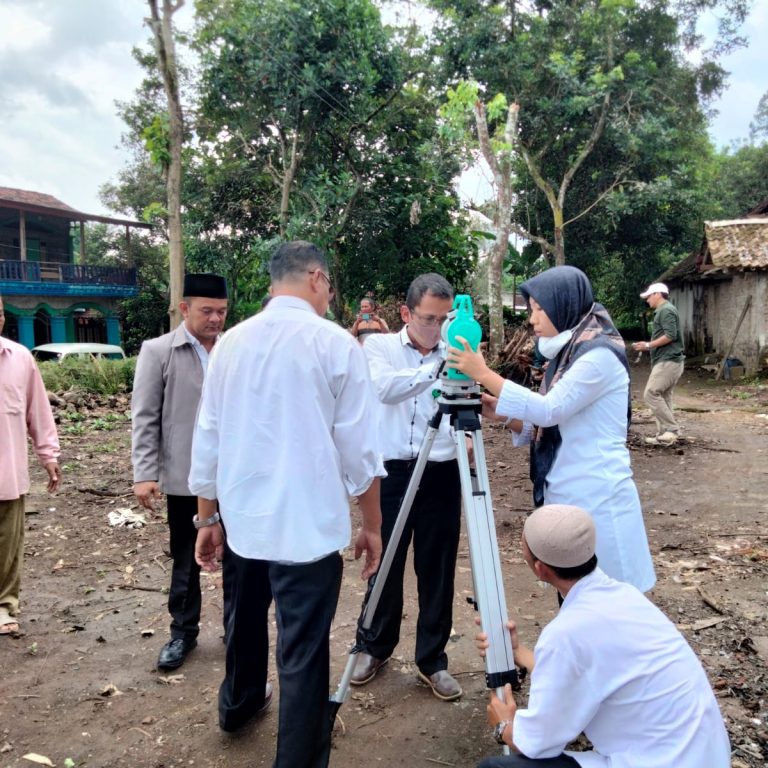 Theodolite Untuk Memaksimalkan Layanan Pengukuran Arah Kiblat