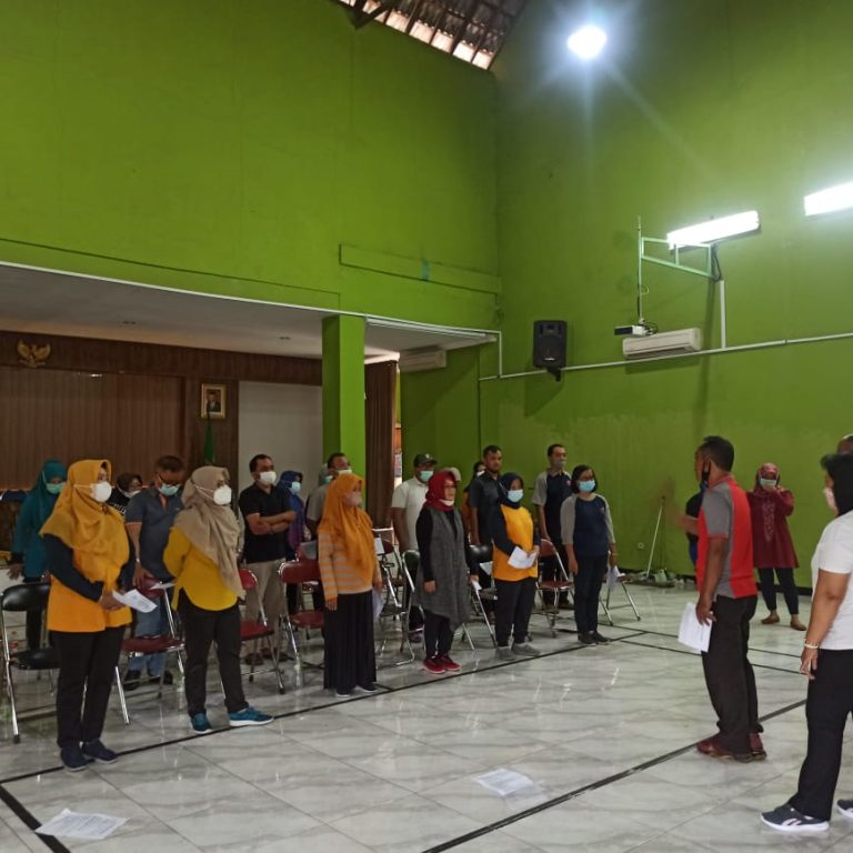 Hadapi Penilaian ZI, Kankemenag Kota Semarang Bentuk dan Latih Tim Yel-Yel