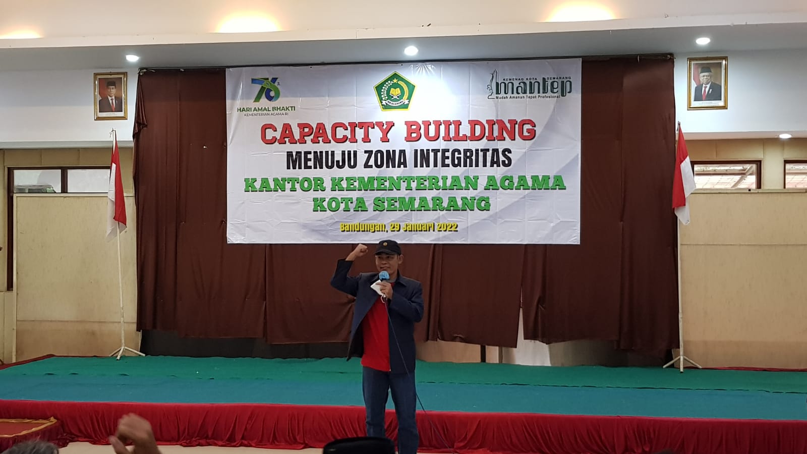 Mukhlis Ajak Jajarannya Untuk Catatkan Sejarah Penilaian ZI WBK Bagi Kankemenag Kota Semarang