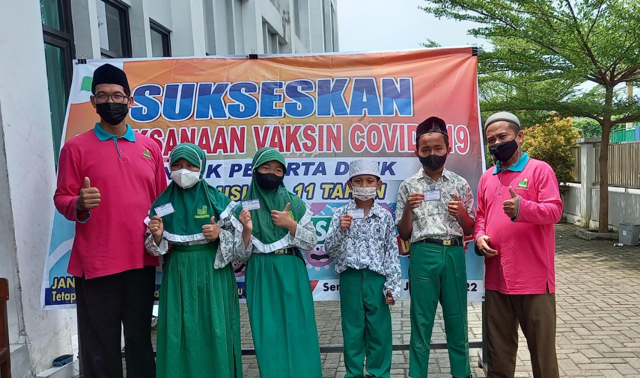 Yayasan Baiturrahim Ringinwok Gelar Vaksinasi di Kampus MI Nurul Islam