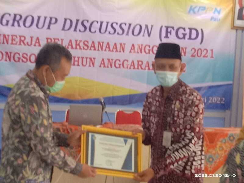 Kemenag Rembang Raih Penghargaan Satker Terbaik III Akurasi Belanja