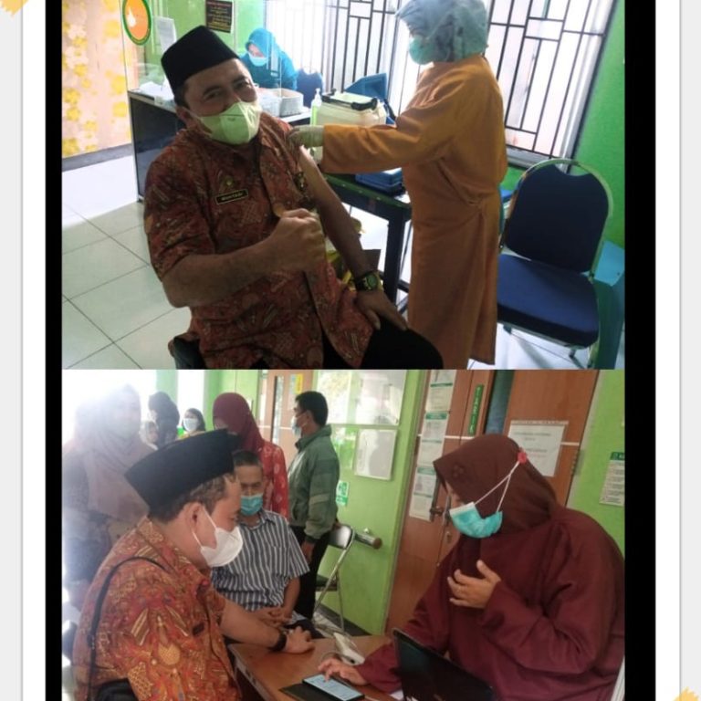 Pegawai Kemenag Demak Dapatkan Vaksinasi Boster