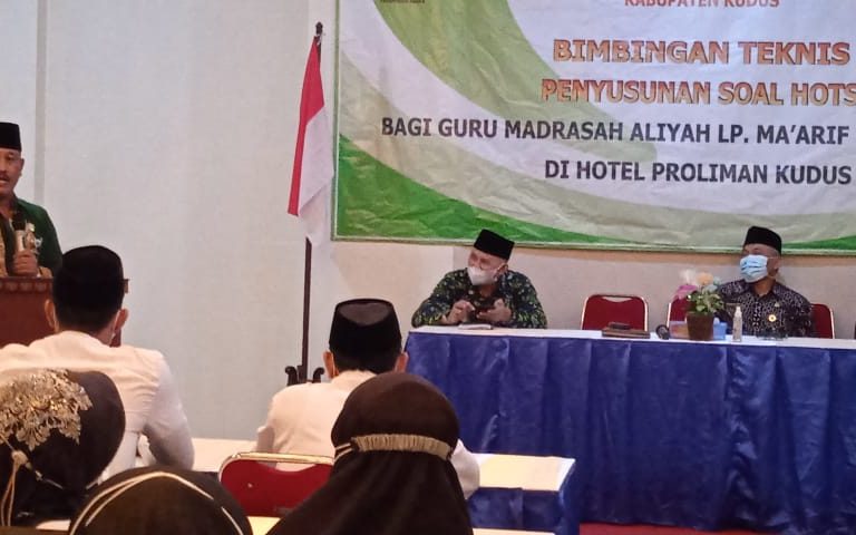 Suhadi : Guru Yang Profesional Harus Mempunyai 3 Indikator
