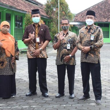 Kunjungi PKKM MTsN, H. Anif Dorong Madrasah Punya Program Unggulan & Inovatif