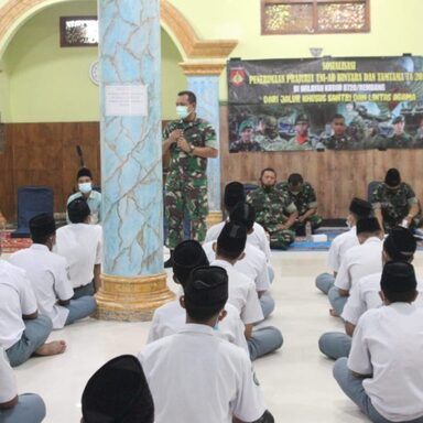 Dandim 0720 Rembang Sosialisasikan Penerimaan TNI di Ponpes Al-Anwar