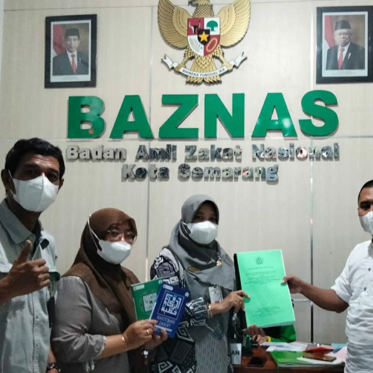 UPZ Kankemenag Kota Semarang Serahkan LPJ Kepada BAZNAS Kota Semarang