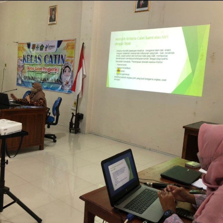 KUA dan Puskesmas Bergandeng Tangan Berikan Pembekalan kepada Catin