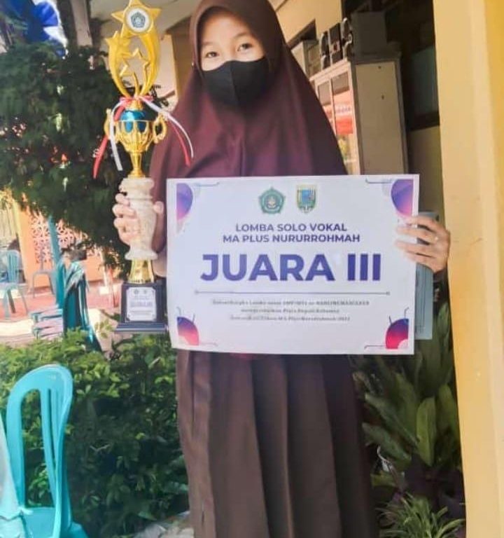 MTsN 6 Kebumen Sabet Juara Solo Vokal Se-Barlingmascakeb