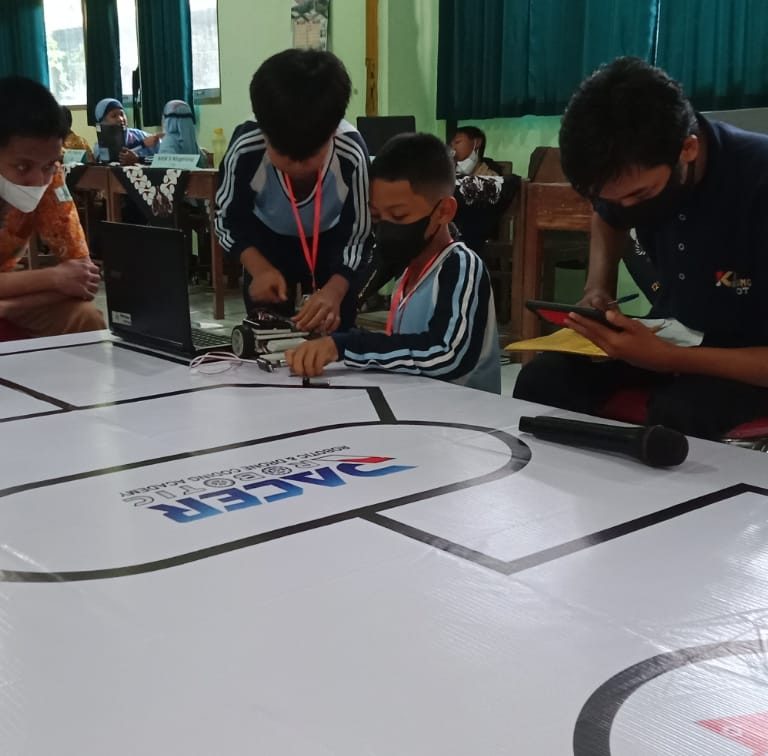 MTs Negeri 1 Magelang Gelar Jateng Robotic Competition