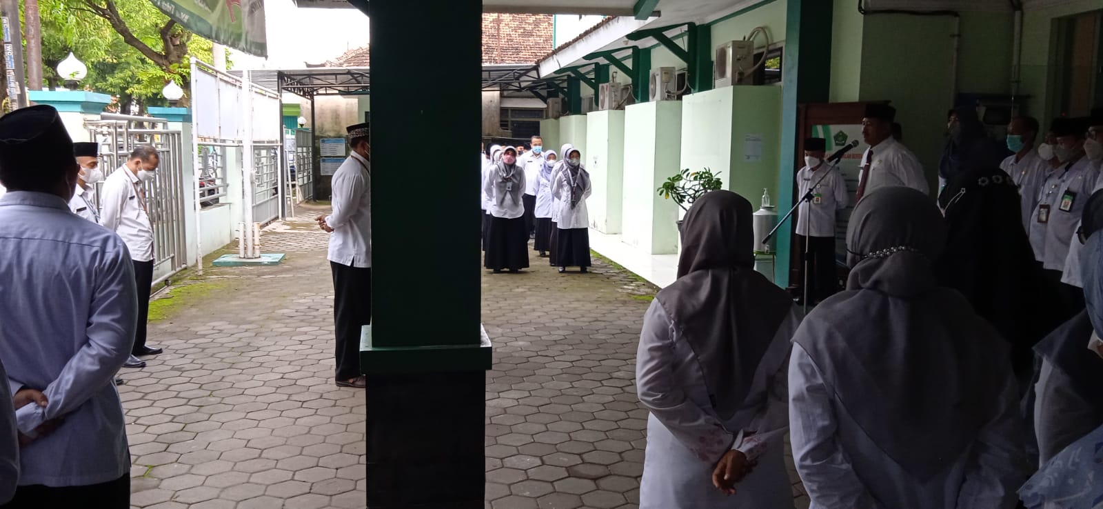 Apel Pagi :Suhadi Sampaikan ASN Jangan Terpengaruh Medsos