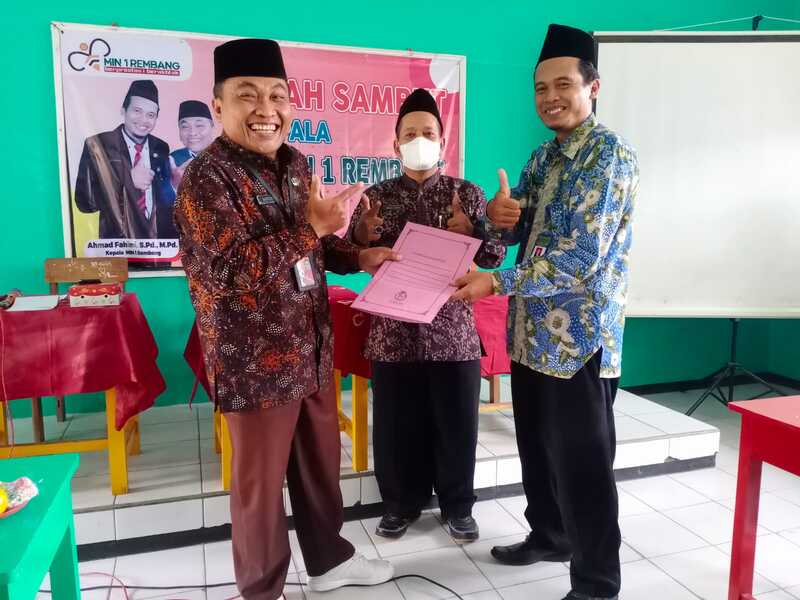 MIN 1 Rembang Gelar Pisah Sambut Kepala Madrasah