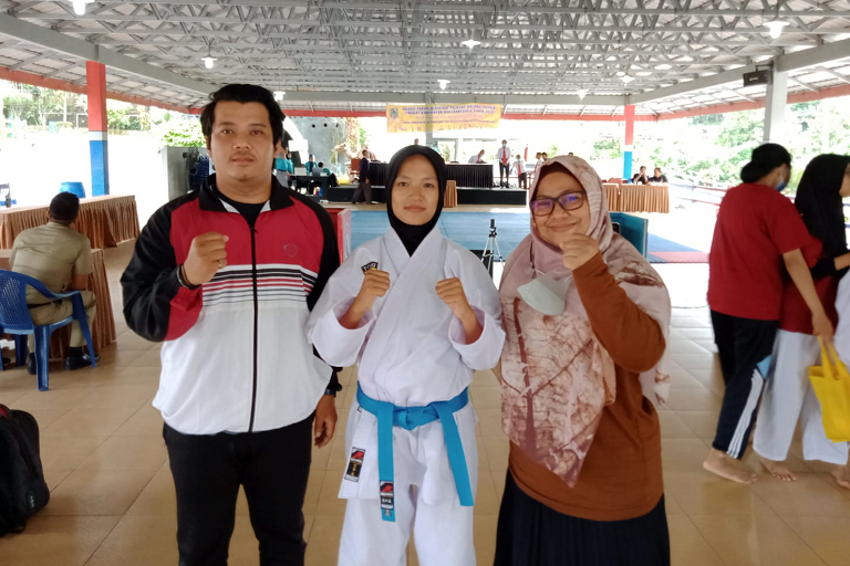 Popda Karate, MAN 2 Banjarnegara Raih Perak Kata Perorangan