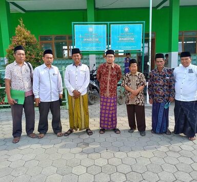 Kasi PD Pontren Tinjau Madin Tanwirul Qur an Keboledan