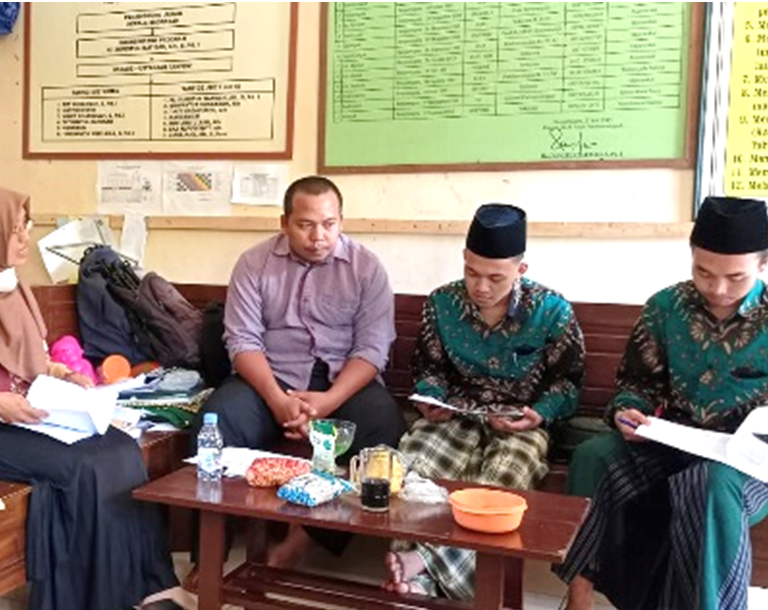 Sukseskan Ujian Madrasah, MI Al Fatah Kupas Tuntas Kisi-Kisi UM 2022
