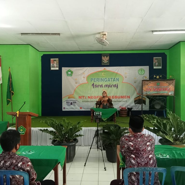 Peringati Isrok Miroj, Tingkatkan Kualitas Akhlak dan Ibadah Siswa