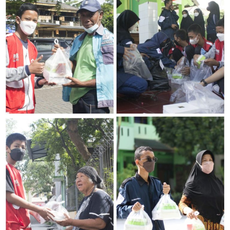  PMR MTsN Surakarta 1 Bagikan Ratusan Paket Makanan di Bulan Sya’ban