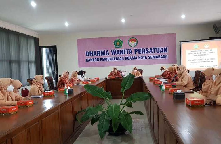 Anjangsana DWP Pererat Silaturahmi