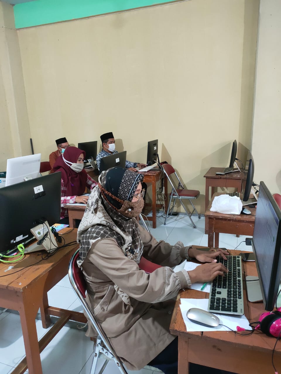 Peranan Operator Madrasah