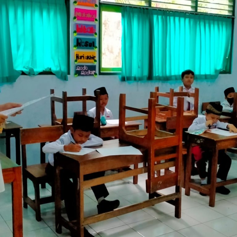 Serba-Serbi Jeda Tengah Semester MIN 1 Kebumen