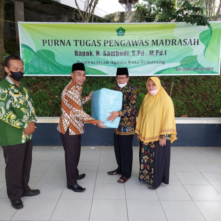 Pelepasan Purna Tugas Pengawas Madrasah Berlangsung Semarak