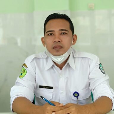 Asrofi, Guru MTs N 5 Rembang Lolos AKMI 2022