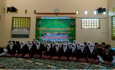 Khotmil Qur’an Kelas Tahfiz MTs Negeri 2 Banjarnegara Bikin Bulu Kuduk Merinding
