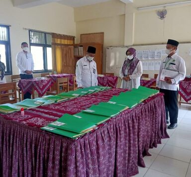 Monitori￼ng Ujian Madrasah di MAN 1 Brebes