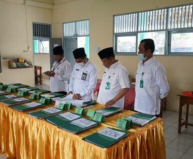 Monitoring Ujian Madrasah di MAN 2 Brebes