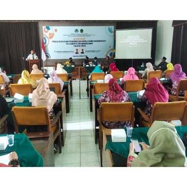 Penulisan dan Penerbitan 100 Buku Guru Madrasah Kabupaten Magelang