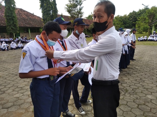 Awal 2022, Prestasi Siswa MTsN 2 Rembang Meningkat