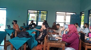 KKMI Purwanegara Lakukan Pengenalan Ujian Madrasah Berbasis Komputer