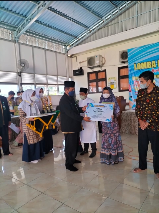Siswa MIN 5 Sukoharjo Raih Emas di Lomba Prestasi SD/MI