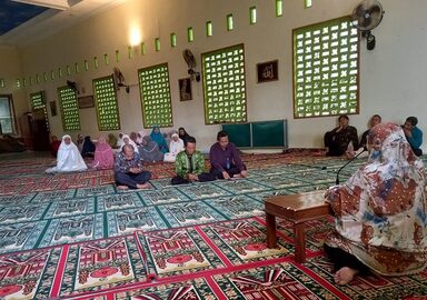 Guru MTsN 2 Banjarnegara Belajar Kiat-Kiat Membaca Al Quran