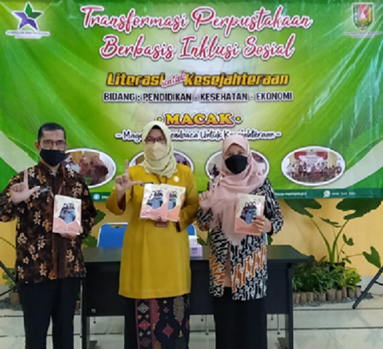Peringati Hari Kartini, ASN Kemenag Dokumentasikan Karya Monograf ke Dispuspa