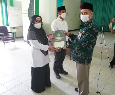 Selamat Datang Pahlawan Tanpa Tanda Jasa di Kemenag Brebes 