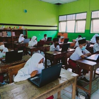 MIN 2 Rembang Gelar Ujian Madrasah Berbasis CBT